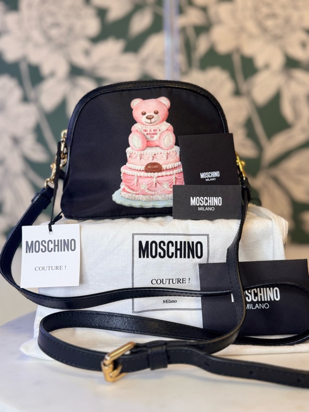 Moschino Authentic Black Crossbody Bag w/Pink Teddy Cake NWT, Dusty, Auth Cards